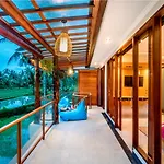 Gusku Uma Villa